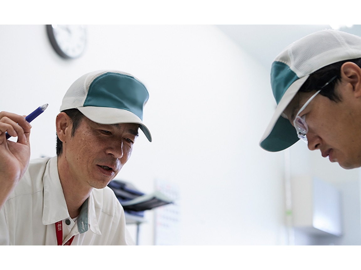 組立、配管、配線、検査、出荷梱包―
様々な作業に携わりながら成長を実感できます。