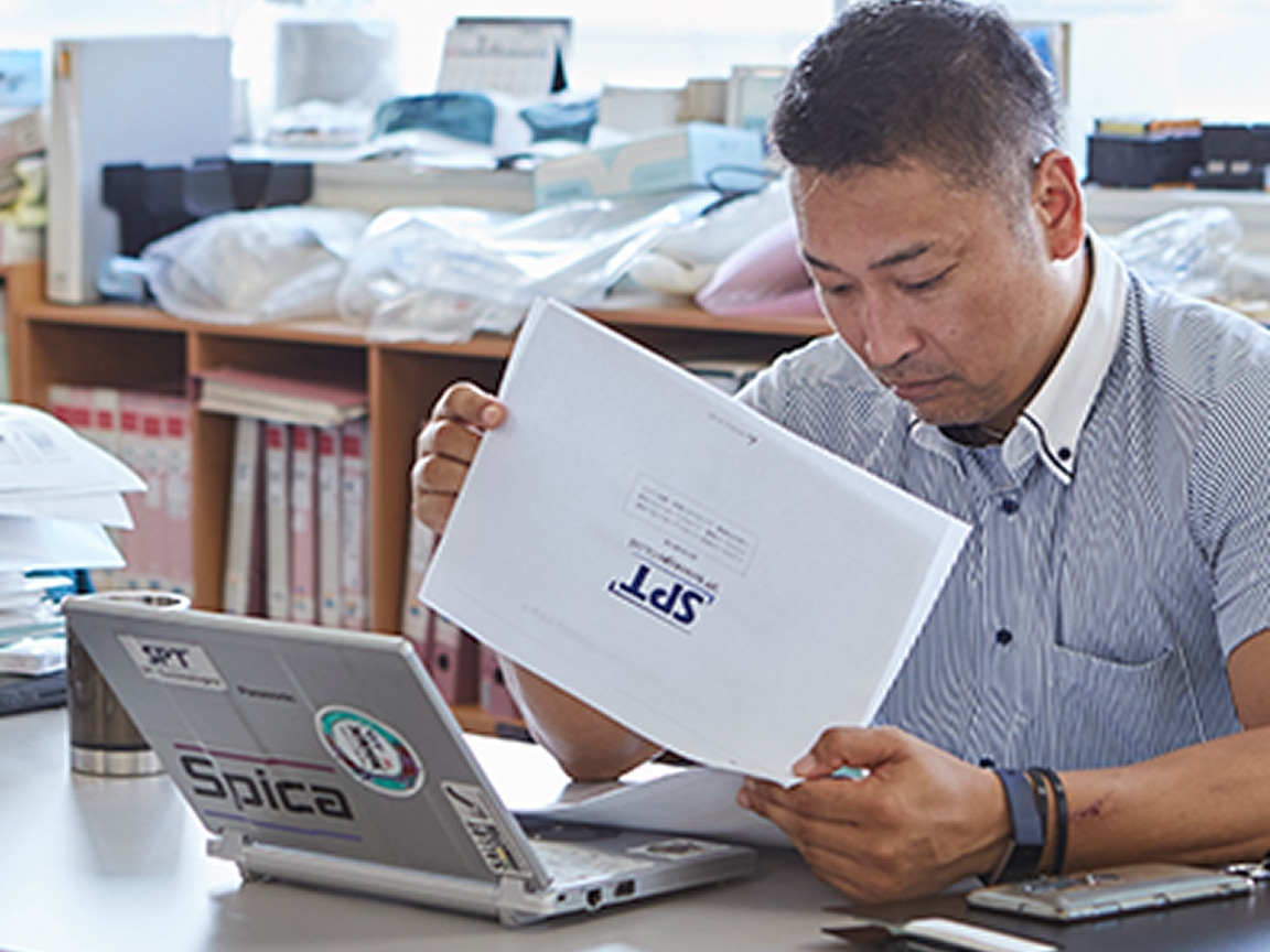 「信頼関係」と「素直さ」が
私の営業の武器です。